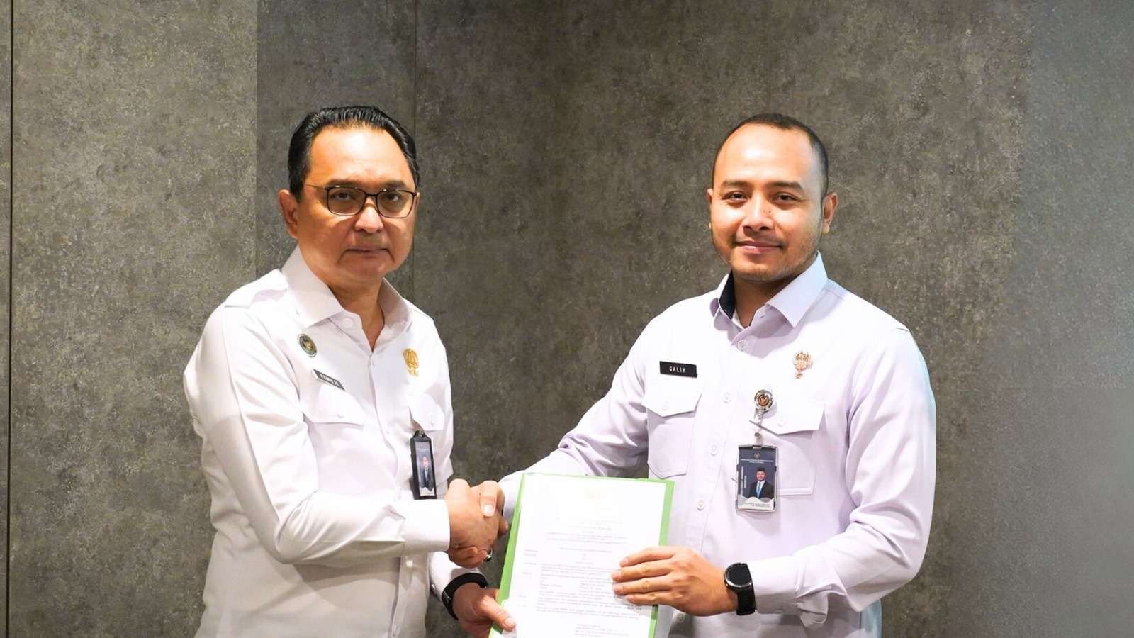 Kepala Imigrasi Soekarno-Hatta Terima Penghargaan dari Menteri Imipas