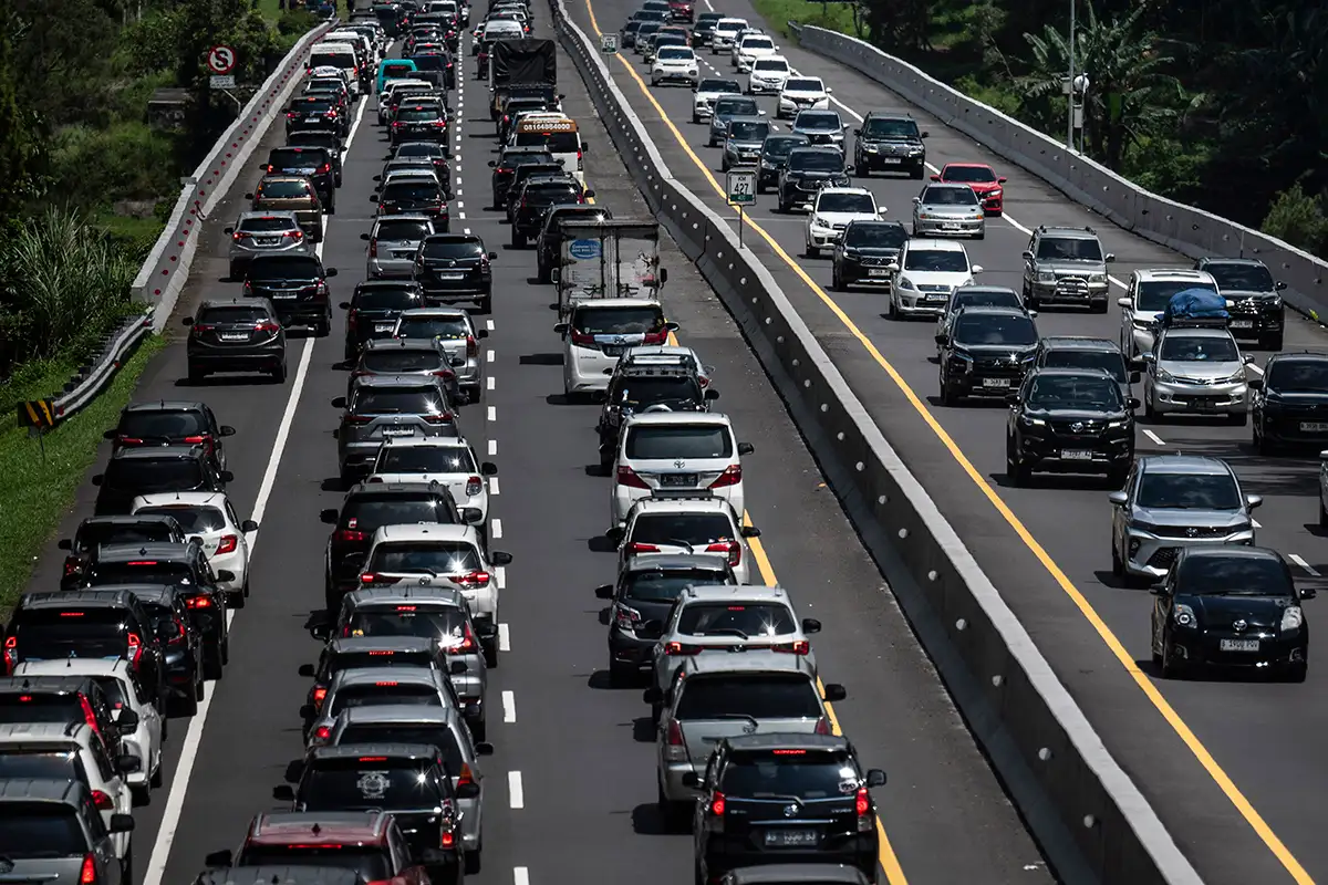 Libur Nataru, Pergerakan Keluar Jakarta Memuncak 19–20 Desember