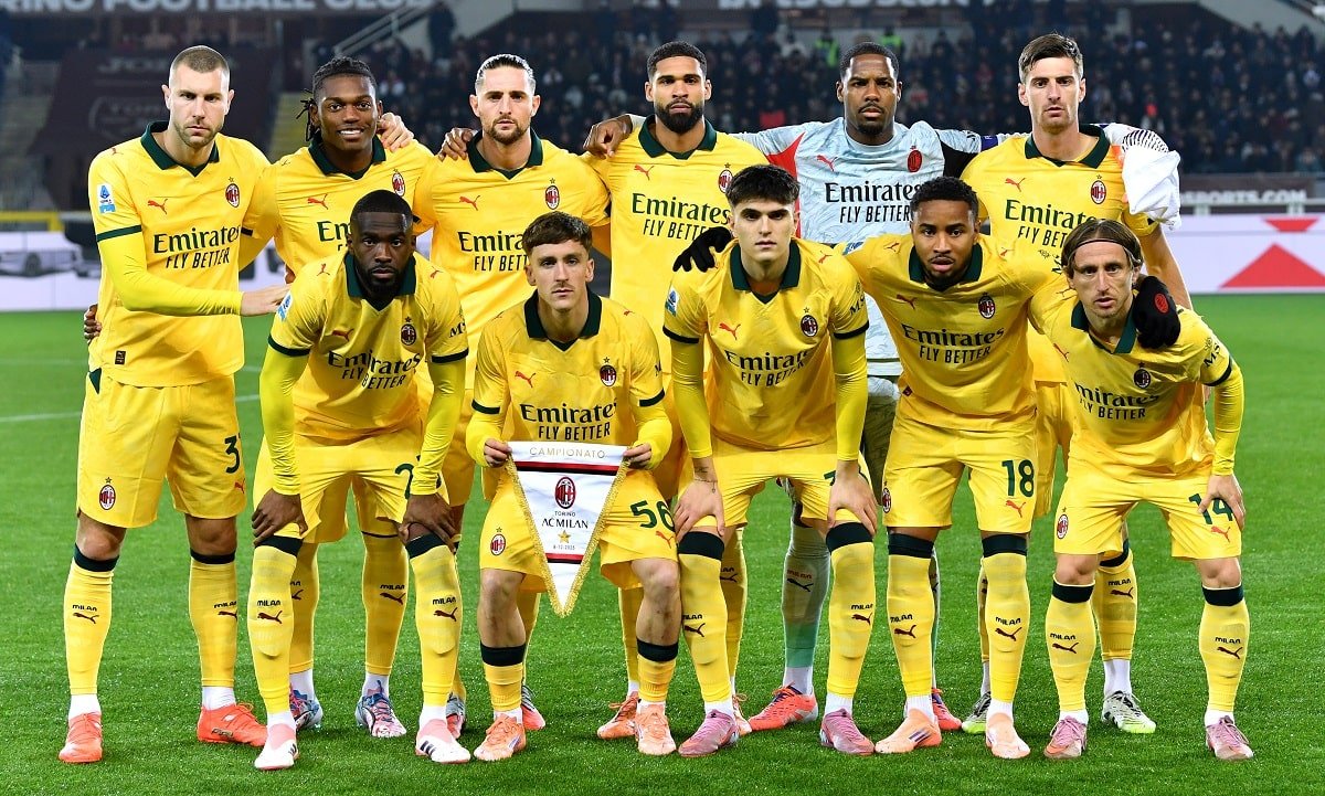 Milan Amankan Kemenangan Tipis 3-2 atas Torino, Puncaki Klasemen Liga