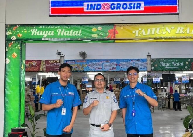 Tim Pembina Samsat Martapura Tinjau Layanan Samsat Keliling di Indogrosir Banjarmasin