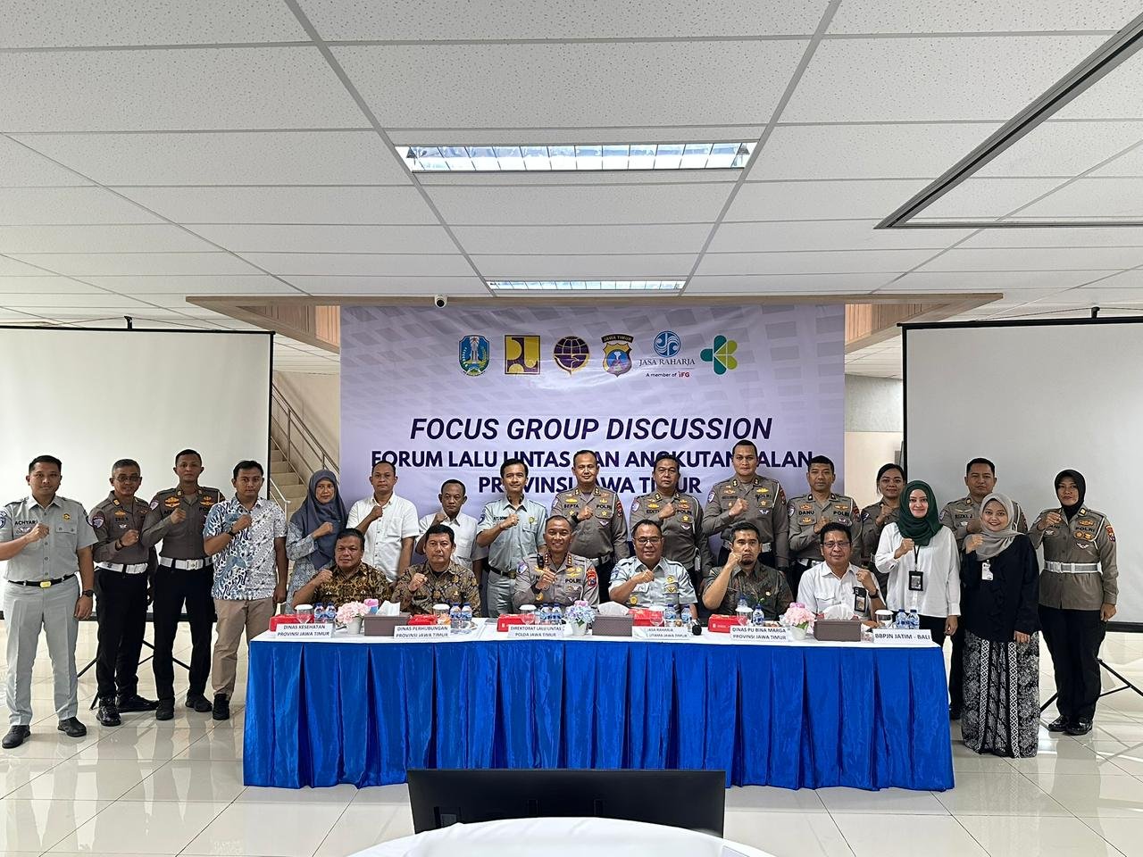 Rapat Paparan Anev Kegiatan 2025 dan Rencana Kegiatan 2026: Penguatan Sinergi Keselamatan Lalu Lintas dan Transportasi di Jawa Timur