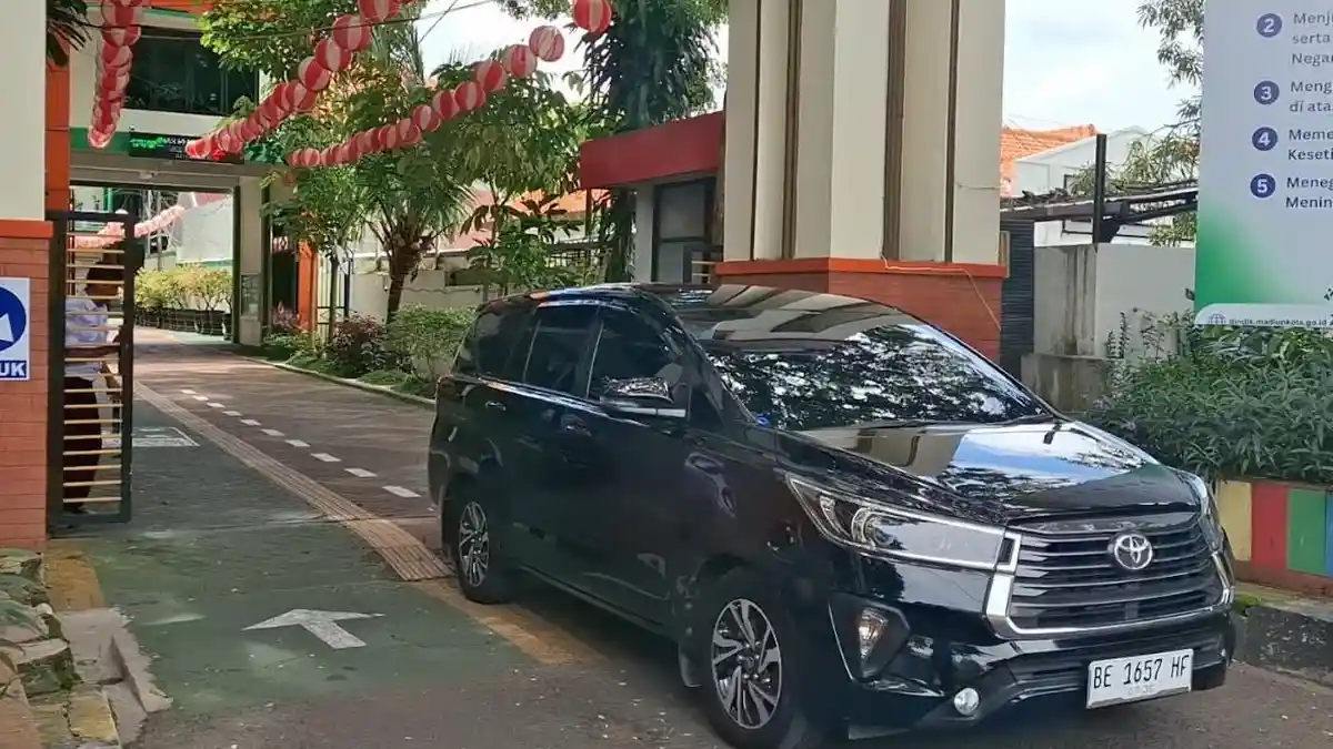 KPK Amankan Barang Bukti Elektronik dalam Penggeledahan di Madiun