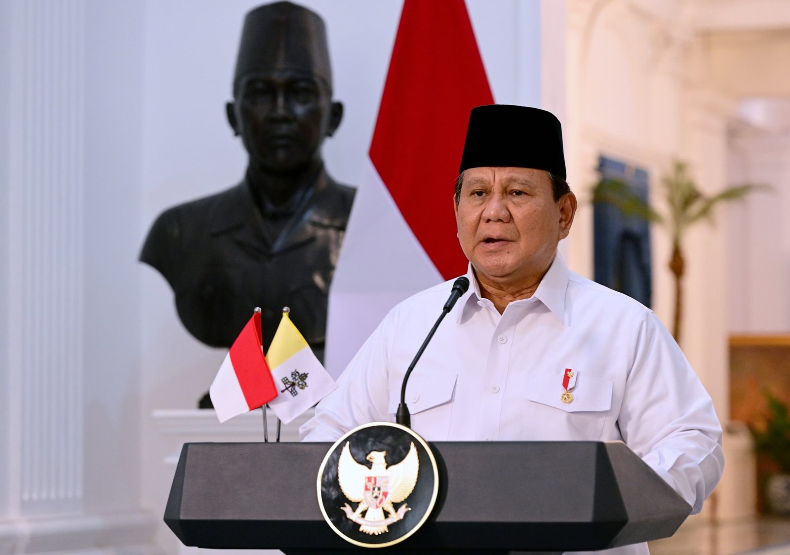 Prabowo Motivasi Siswa Sekolah Rakyat dengan Pesan tentang Kemuliaan Orang Tua