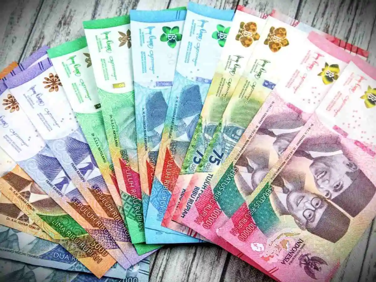 Rupiah Berpeluang Tertekan Seiring Meningkatnya Risiko Geopolitik Venezuela