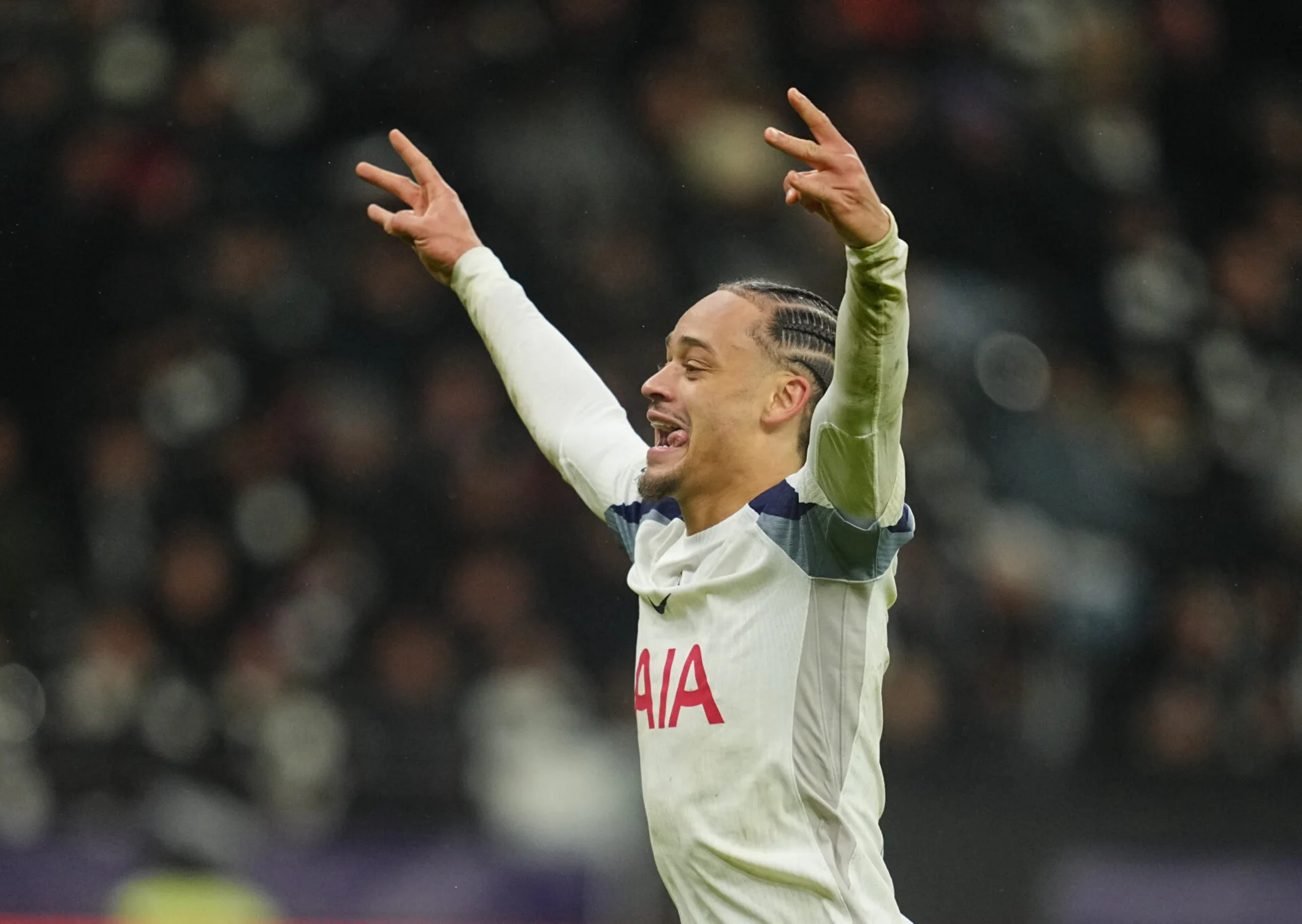 Spurs Menang di Jerman, Finis Empat Besar Fase Liga UCL