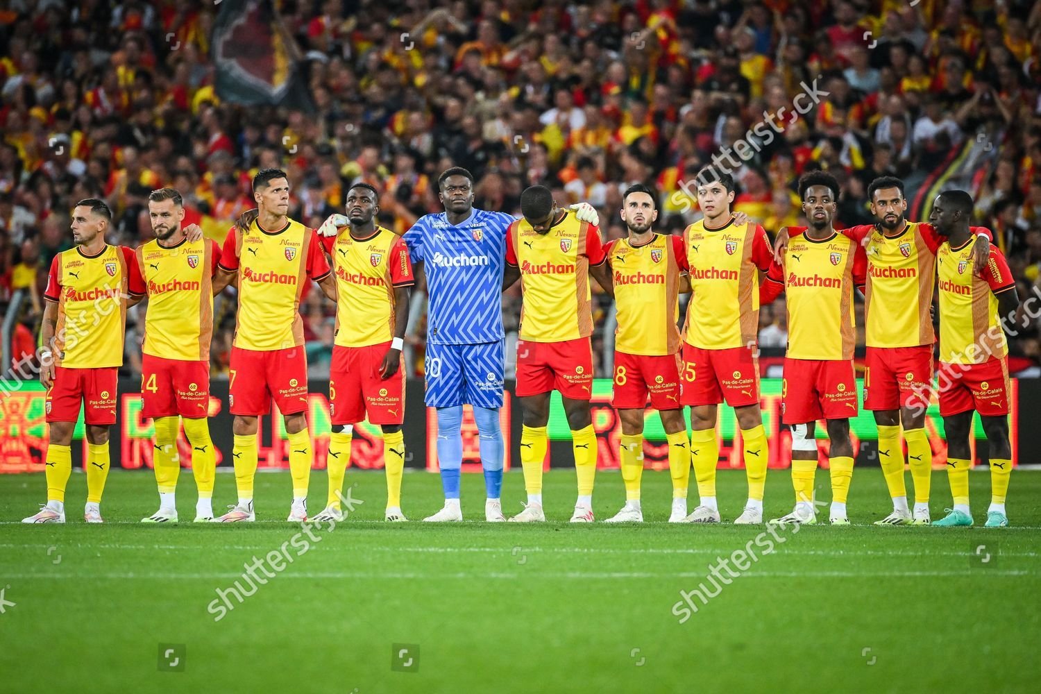 Lens Hentikan Perlawanan Lyon lewat Adu Penalti, Amankan Tempat di Semifinal