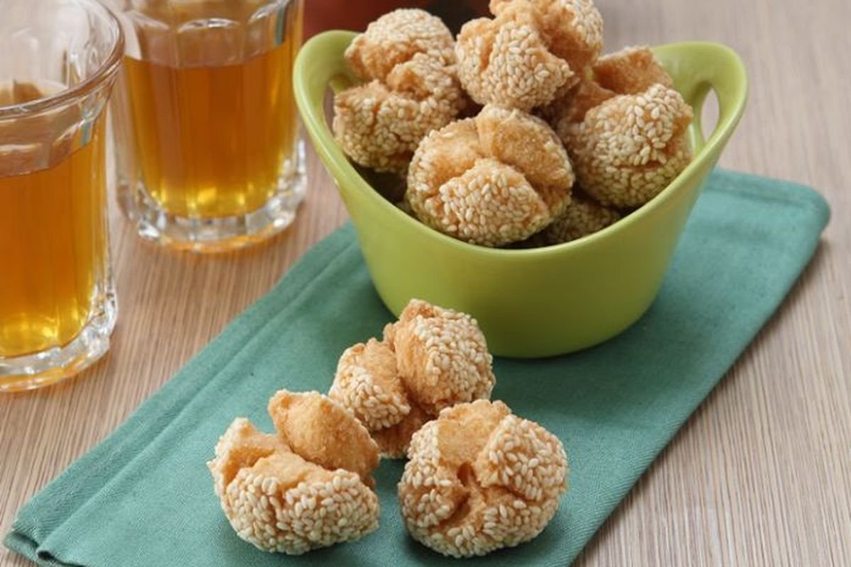 Onde-Onde Ketawa Mini, Kudapan Tradisional Percantik Toples Lebaran