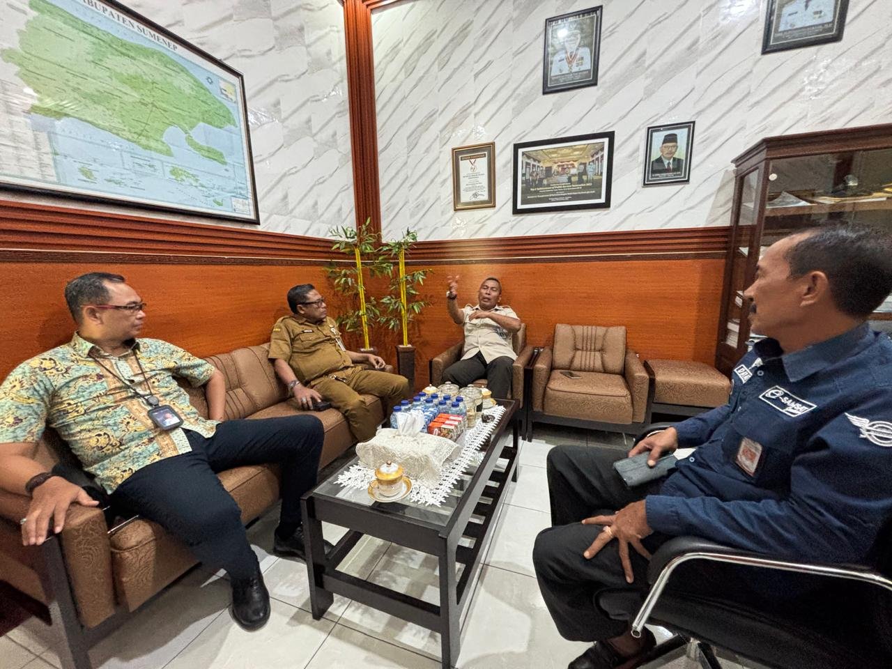Kunjungan Kepala Cabang Pamekasan ke UPTD PPD Sumenep dalam Rangka Penguatan Koordinasi dan Sinergi Pelayanan