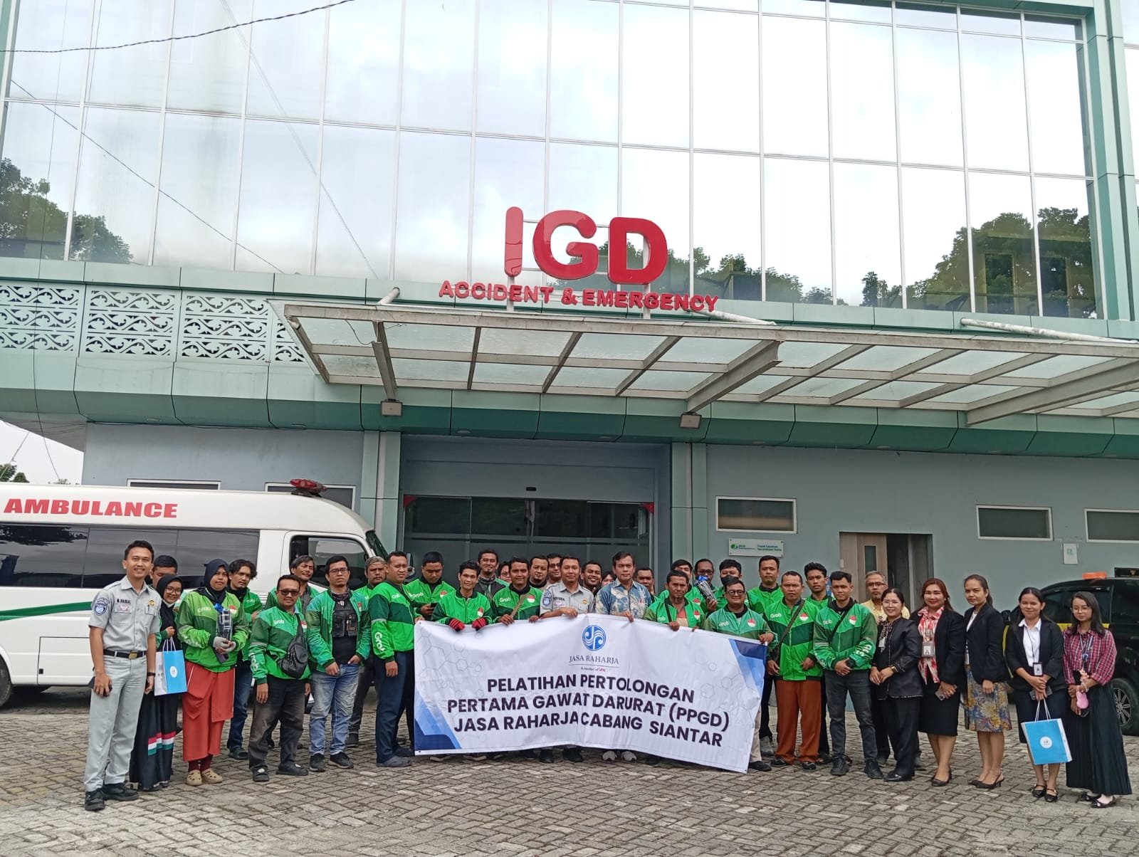 Jasa Raharja Cabang Pematangsiantar Gelar Pelatihan Penanganan Gawat Darurat bagi Pengemudi Grab