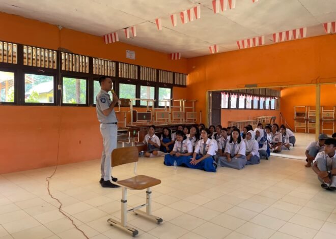 Jasa Raharja Kalbar Bersama Satlantas Polres Landak Gelar Program Pengajar Peduli Keselamatan Lalu Lintas di SMA Negeri 1 Kuala Behe