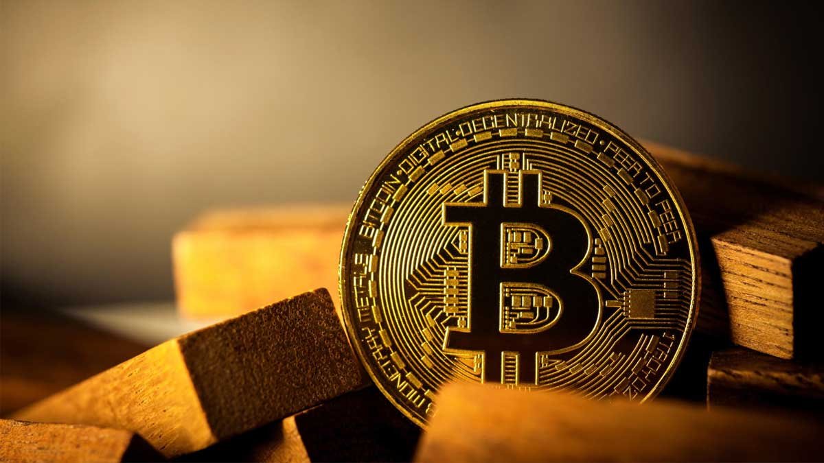 Bitcoin Rebound Tipis Setelah Periode Pelemahan