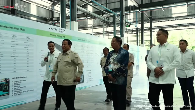 Prabowo Subianto Tandai Peresmian Pabrik Kendaraan Komersial Berbasis Listrik