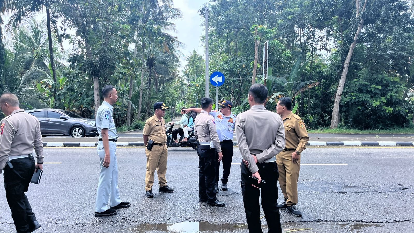 Dinas Perhubungan Purworejo, Satlantas Polres Purworejo dan Jasa Raharja Magelang Laksanakan Penutupan Akses U-Turn Liar Guna Tekan Angka Kecelakaan