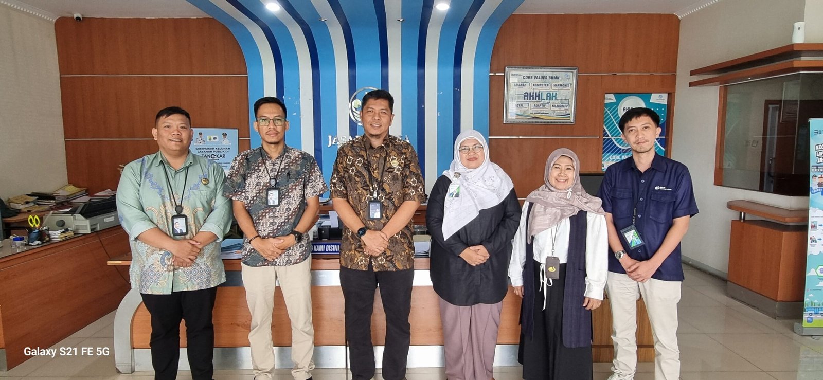 Jasa Raharja Dan BPJS Ketenagakerjaan Karawang Perkuat Sinergi Percepatan Jaminan Pelayanan Korban Kecelakaan Lalu Lintas