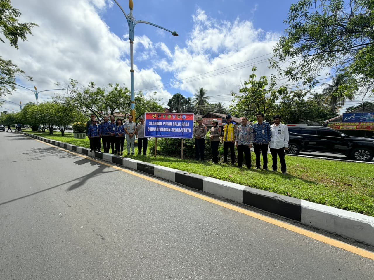 Jasa Raharja dan Forum LLAJ Kalteng Lakukan Penutupan U-Turn untuk Kurangi Risiko Kecelakaan di Jalan RTA Milono