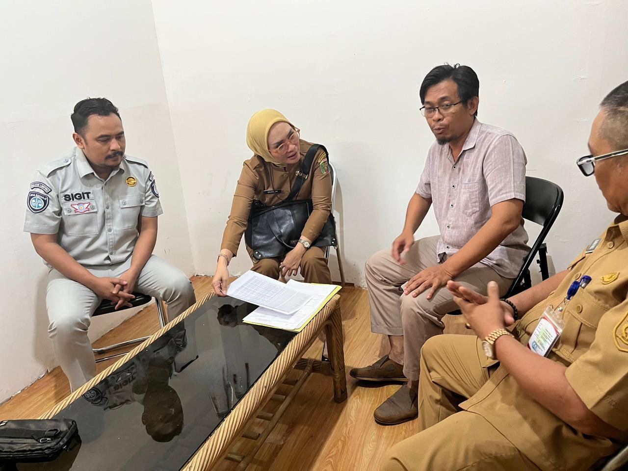 Jasa Raharja dan UPTD Samsat Gunung Sugih Serahkan Data Tunggakan Kendaraan PT Great Giant Livestock
