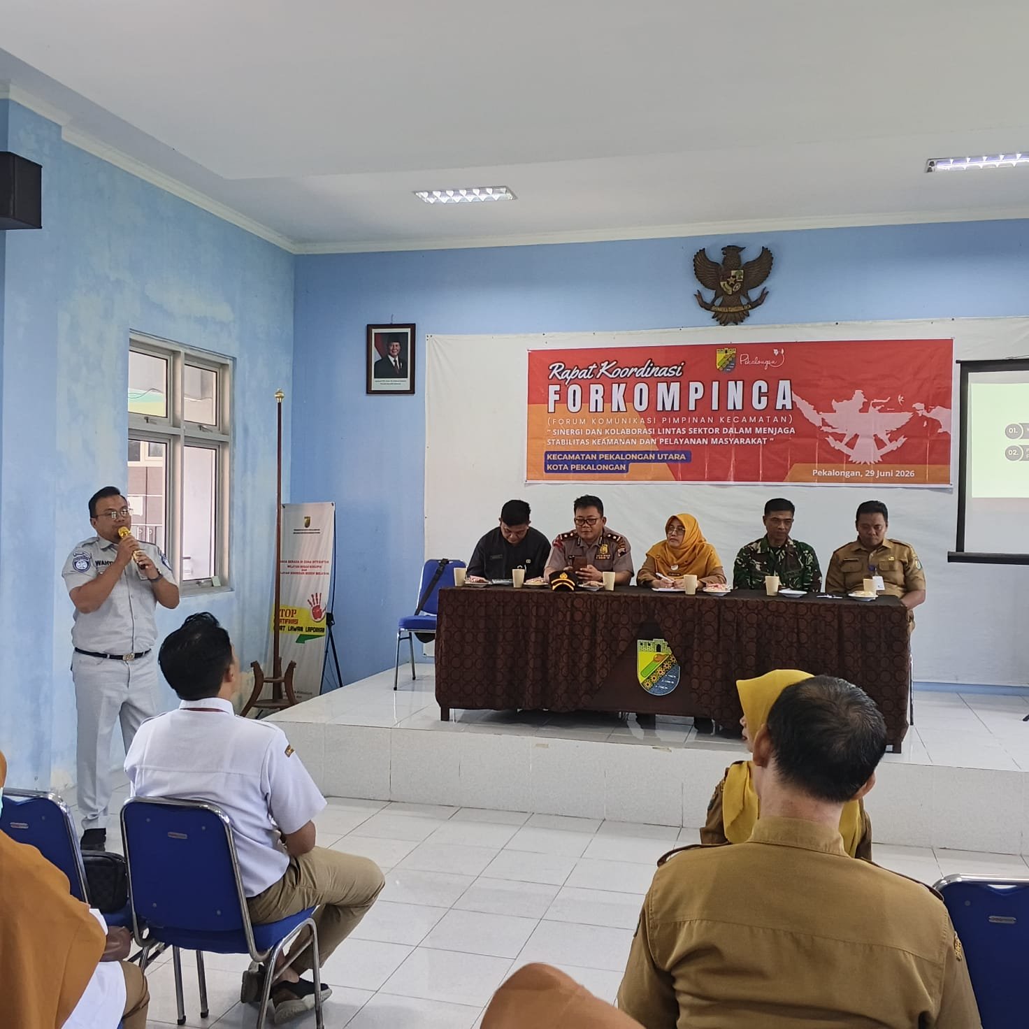 Jasa Raharja Pekalongan dan Tim Pembina Samsat Kota Pekalongan Sosialisasikan Kepatuhan Pajak Kendaraan Bermotor pada Forum FORKOPINCA Pekalongan Utara