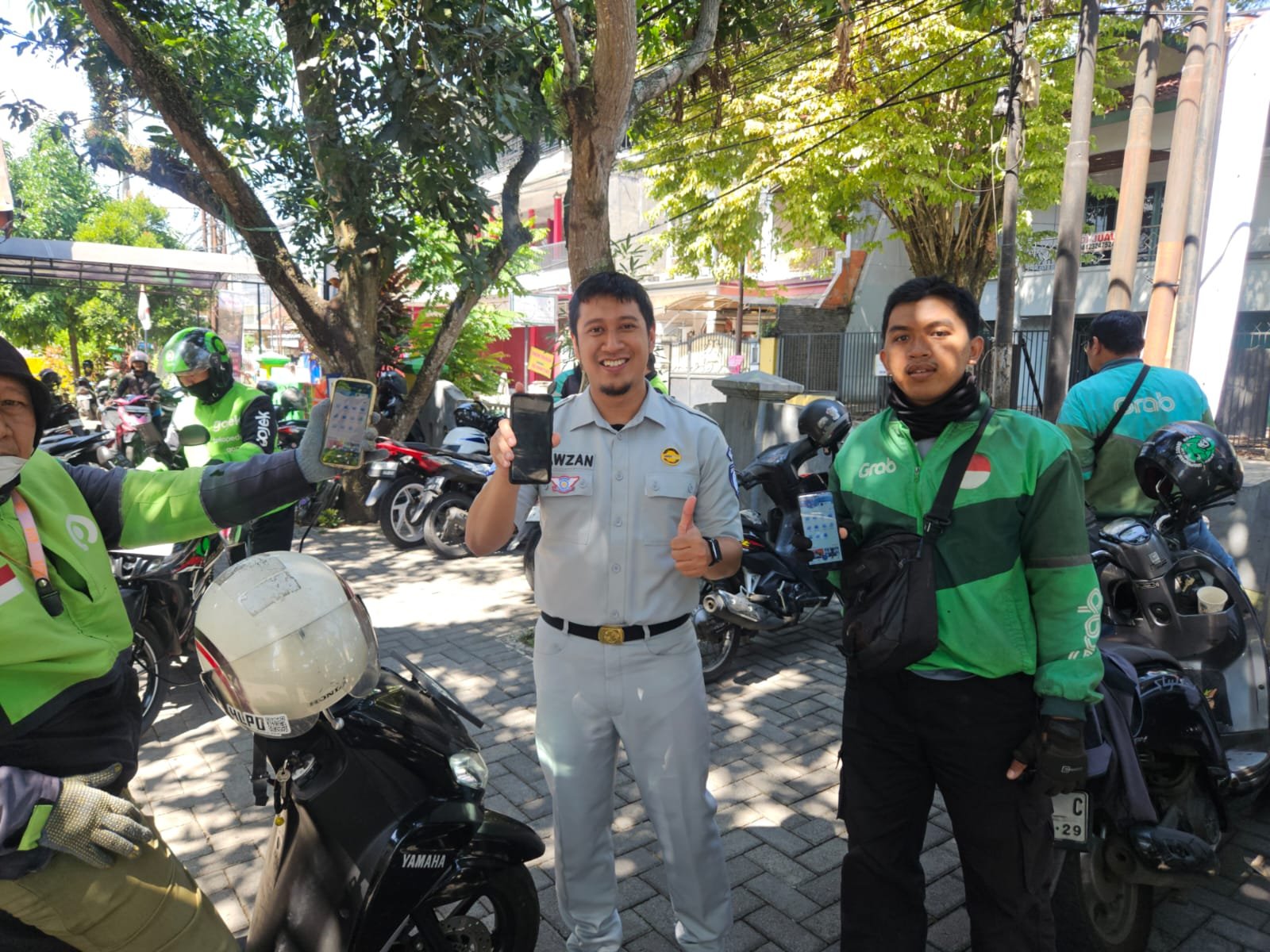 Jasa Raharja Malang Rangkul Ojol di Wilayah Sumbersari Manfaatkan Layanan JRku