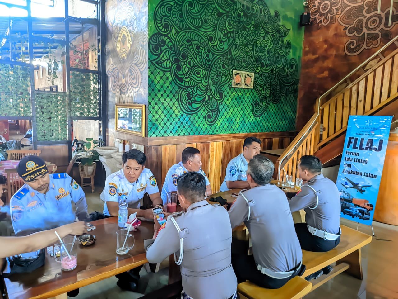 Jasa Raharja Cabang Pamekasan Gelar Forum Lalu Lintas dan Angkutan Jalan (FLLAJ) di Kabupaten Sampang