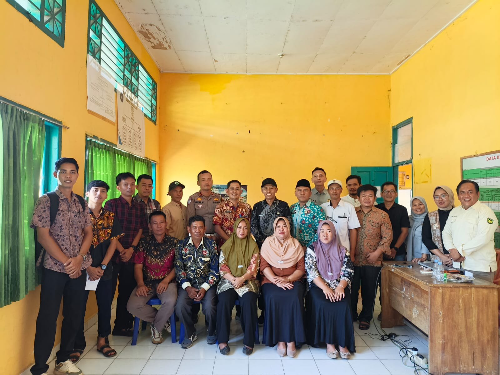 Jasa Raharja dan Samsat Bengkulu Selatan Sosialisasikan Program Pemutihan Pajak Kendaraan di Kantor Camat Kedurang