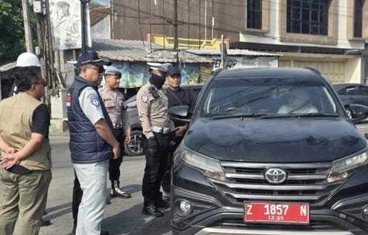 Operasi Gabungan di Simpang 4 Muktamar Singaparna, Jasa Raharja dan Tim Pembina Samsat Dorong Kepatuhan Wajib Pajak
