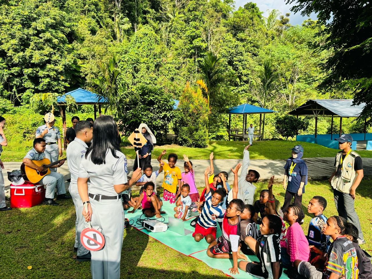 Belajar Sambil Bermain di Alam Terbuka, Jasa Raharja Papua Edukasi Keselamatan Lalu Lintas untuk Anak Papua