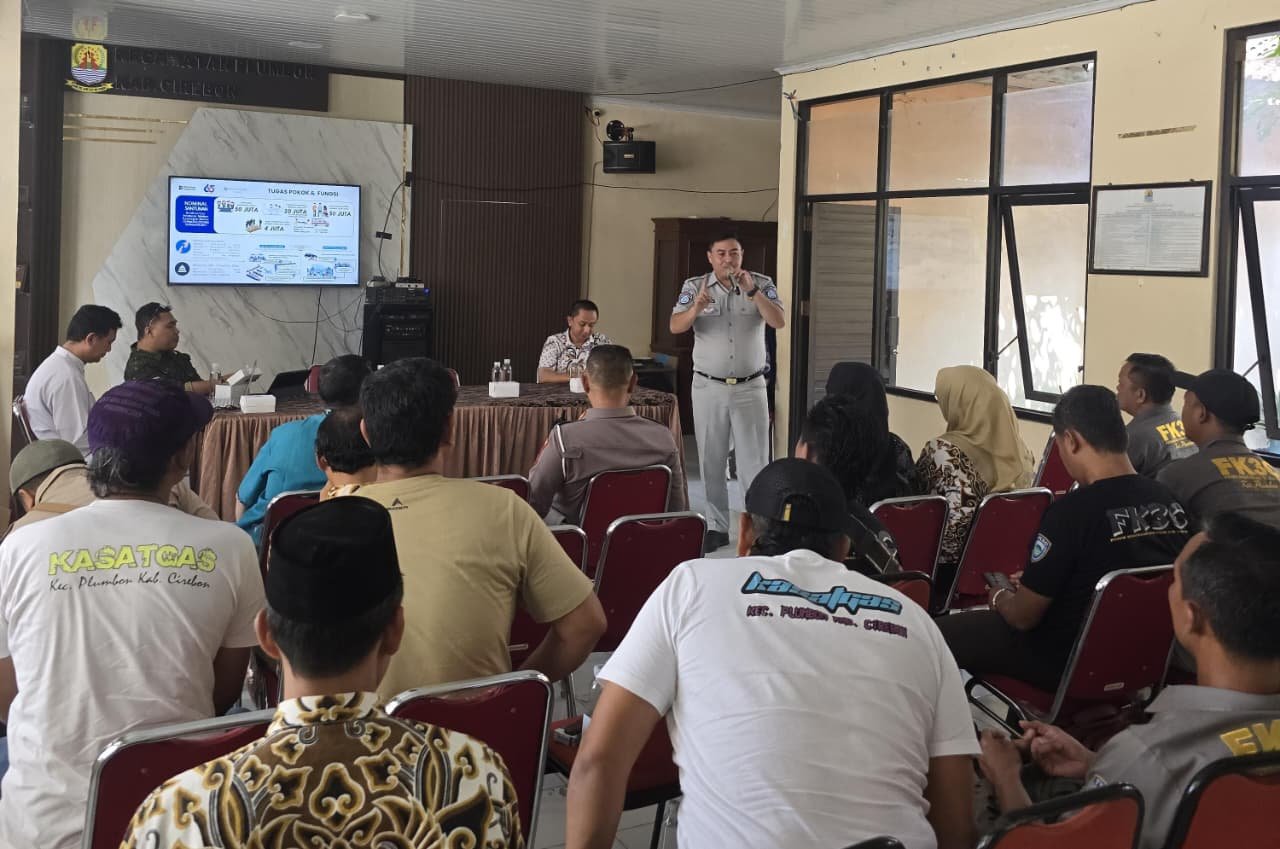 Tingkatkan Kesiapsiagaan, PT Jasa Raharja (Persero) Cabang Cirebon Gelar Pelatihan Pertolongan Pertama Gawat Darurat (PPGD) dan Sosialisasi Tugas Dan Fungsi Jasa Raharja Di Kantor Kec Plumbon Kab Cirebon