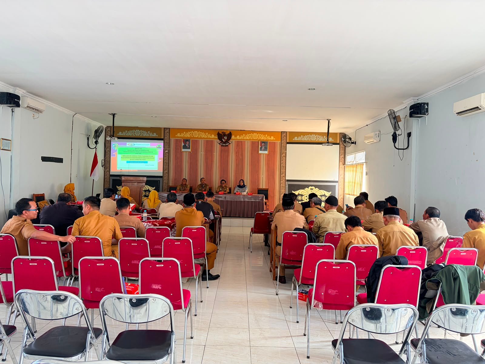 Tim Pembina Samsat Demak Sosialisasikan Aplikasi Sengkuyung Mobile di Kecamatan Sayung