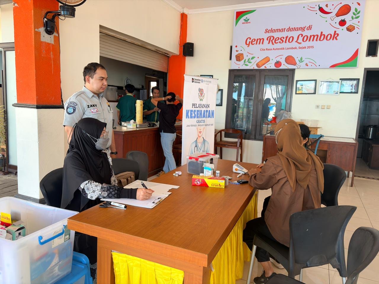 Jasa Raharja NTB Dorong Keselamatan Transportasi melalui Pemeriksaan Kesehatan Gratis di PO Transport Anda