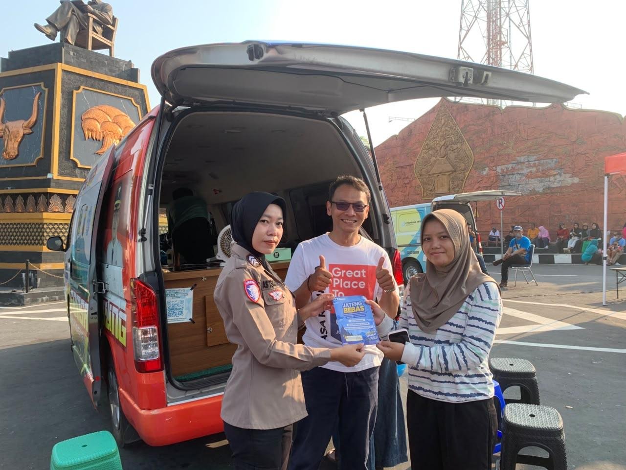 Jasa Raharja Sukoharjo Dukung Samsat Keliling di CFD, Edukasi Relaksasi dan Berikan Apresiasi kepada Wajib Pajak