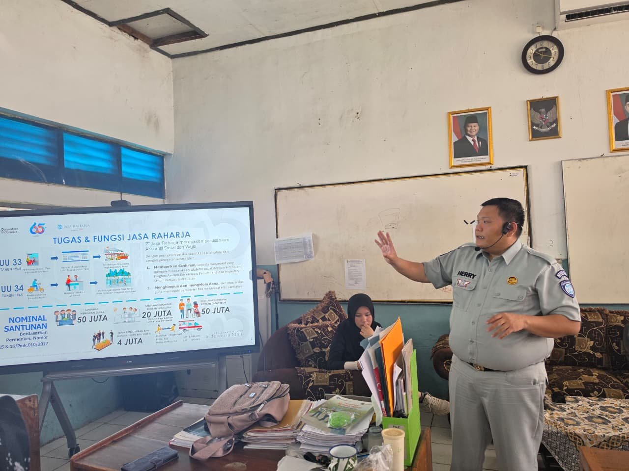 Jasa Raharja Gelar Program PPKL di SMPN 6 Karawang untuk Tingkatkan Kesadaran Keselamatan Berlalu Lintas