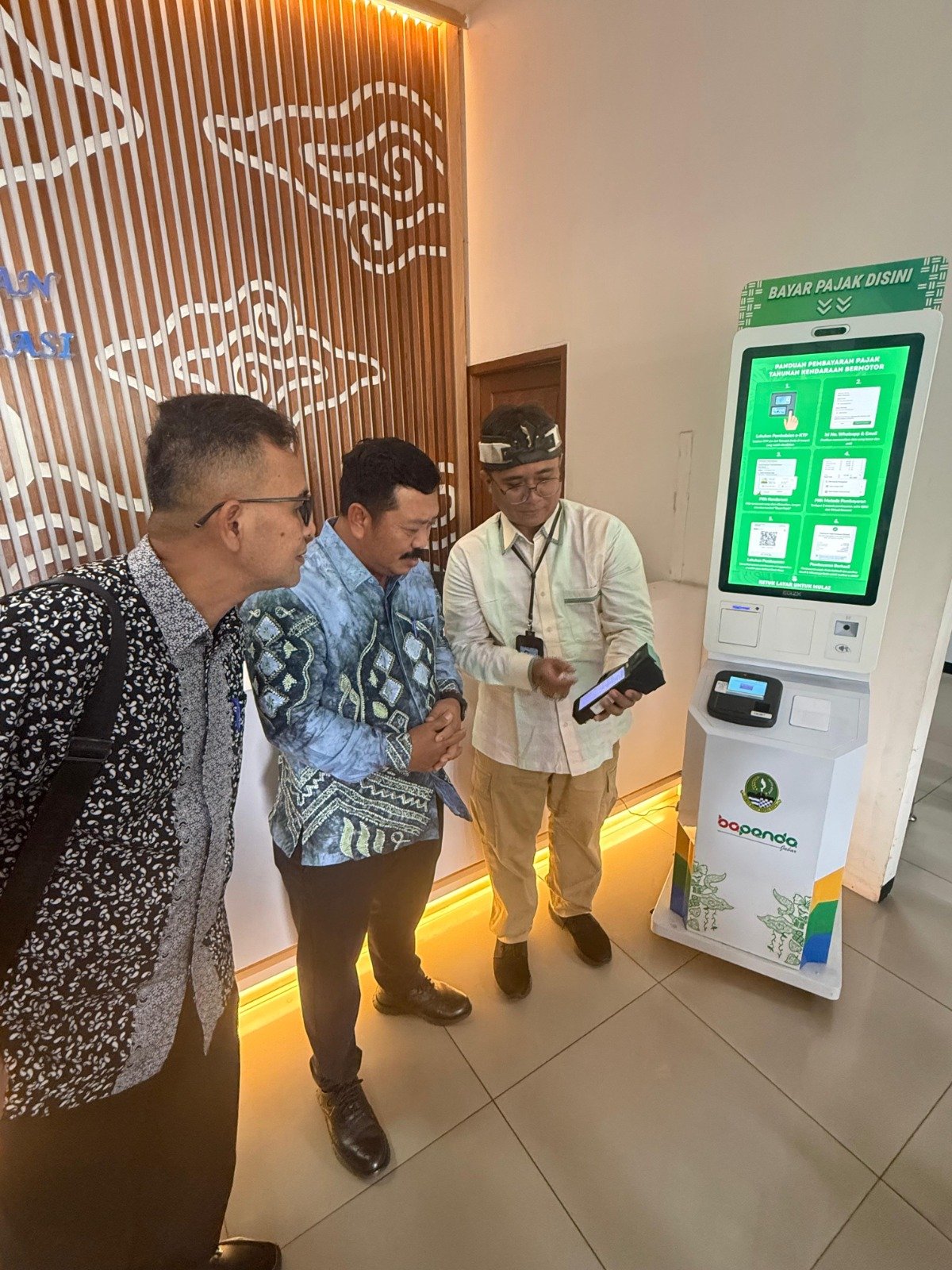Jasa Raharja Kepri Bersama Tim Pembina Samsat Pelajari Inovasi Kiosk Samsat Di Jawa Barat