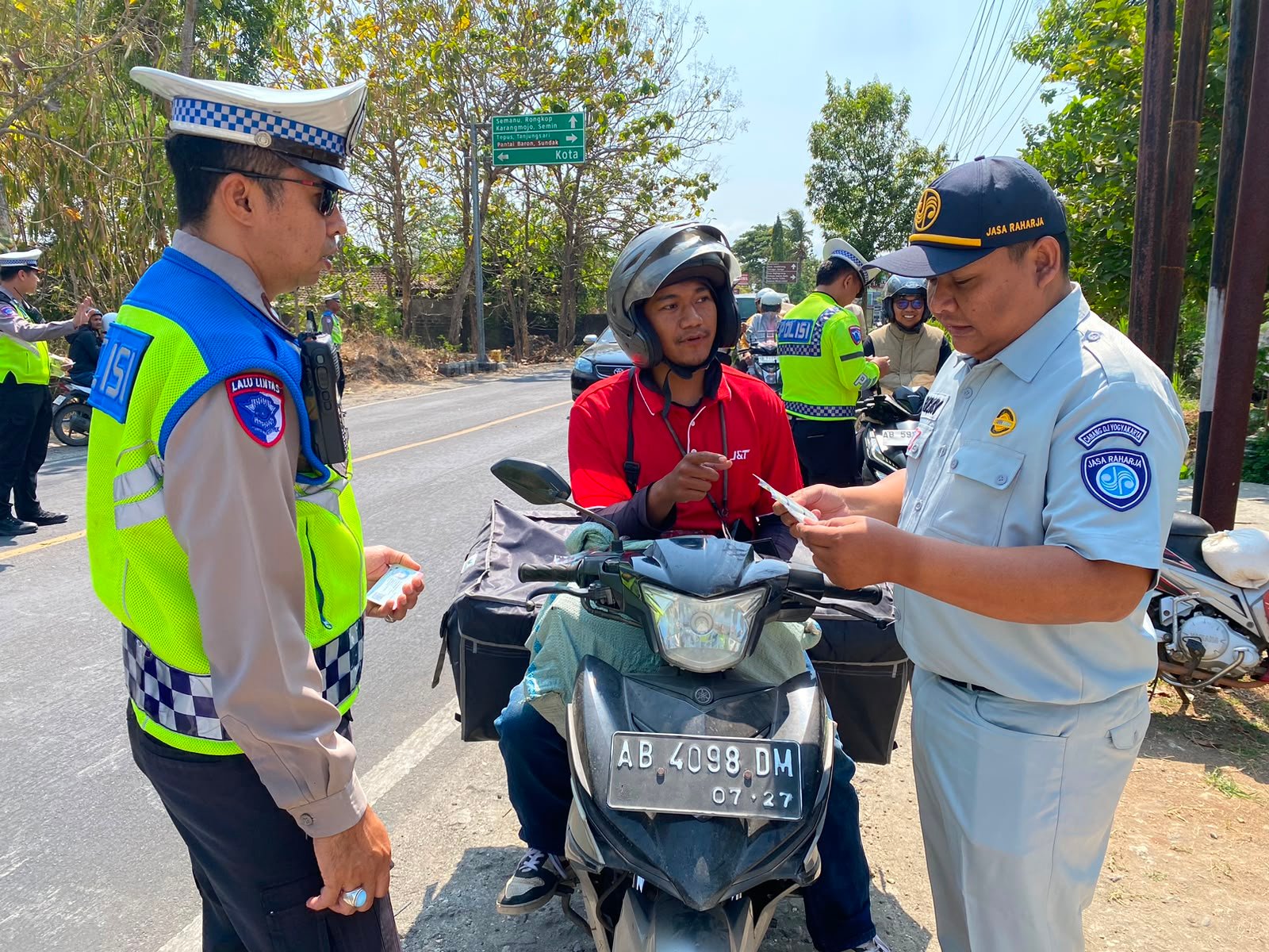 Jasa Raharja Bersama Mitra Hadirkan Kemudahan, Bangun Kesadaran Tertib Pajak di Gunungkidul
